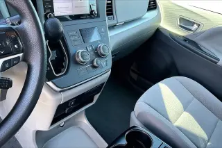 Toyota Sienna 2019 LE 7-Passenger Auto Access Seat 4dr Mini-Van