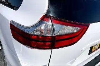 Toyota Sienna 2019 LE 7-Passenger Auto Access Seat 4dr Mini-Van