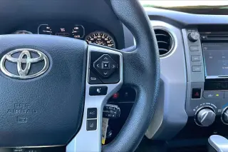 Toyota Tundra 2019 4x2 SR5 4dr CrewMax Cab Pickup SB (4.6L V8)