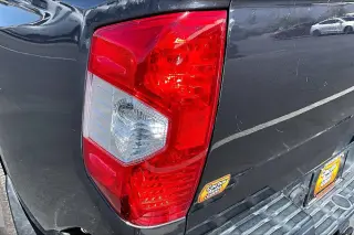 Toyota Tundra 2019 4x2 SR5 4dr CrewMax Cab Pickup SB (4.6L V8)