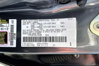Toyota Tundra 2019 4x2 SR5 4dr CrewMax Cab Pickup SB (4.6L V8)