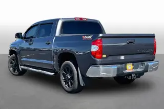 Toyota Tundra 2019 4x2 SR5 4dr CrewMax Cab Pickup SB (4.6L V8)