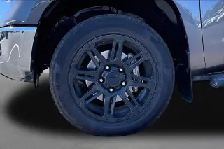 Toyota Tundra 2019 4x2 SR5 4dr CrewMax Cab Pickup SB (4.6L V8)