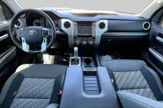 Toyota Tundra 2019 4x2 SR5 4dr CrewMax Cab Pickup SB (4.6L V8)