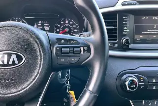 Kia Sorento 2018 LX 4dr SUV
