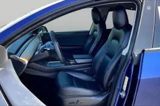 Tesla Model Y 2021 AWD Performance 4dr Crossover