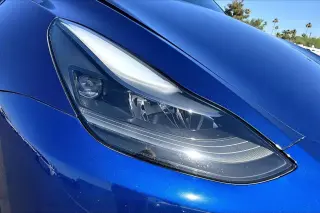 Tesla Model Y 2021 AWD Performance 4dr Crossover