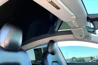 Tesla Model Y 2021 AWD Performance 4dr Crossover