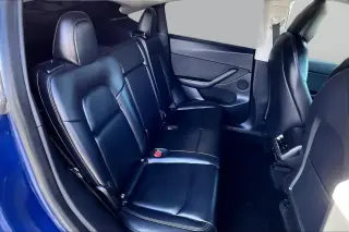 Tesla Model Y 2021 AWD Performance 4dr Crossover