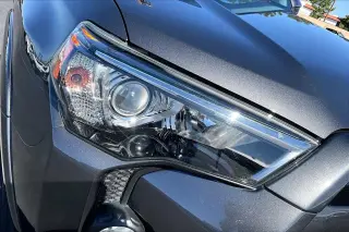 Toyota 4Runner 2016 4x4 SR5 Premium 4dr SUV