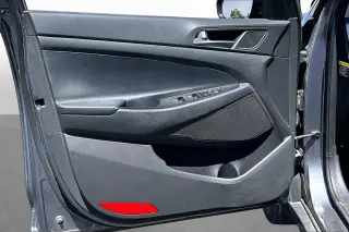 Hyundai TUCSON 2017 Night 4dr SUV
