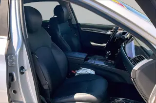 Genesis G80 2017 3.8 4dr Sedan