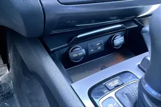 Genesis G80 2017 3.8 4dr Sedan