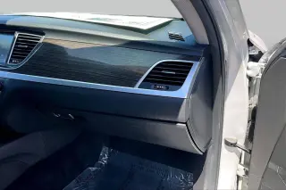 Genesis G80 2017 3.8 4dr Sedan
