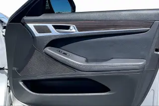 Genesis G80 2017 3.8 4dr Sedan