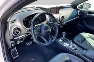 Audi A3 2019 Titanium 40 TFSI 4dr Sedan