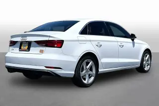 Audi A3 2019 Titanium 40 TFSI 4dr Sedan