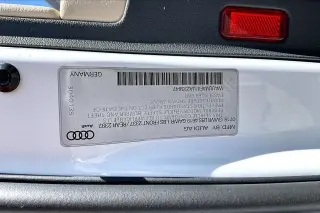 Audi A4 2018 2.0T ultra Premium Plus 4dr Sedan