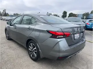 Nissan Versa 2021 SV 4dr Sedan