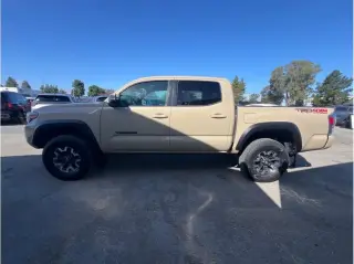 Toyota Tacoma 2020 4x4 TRD Pro 4dr Double Cab 5.0 ft SB 6M