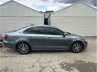 Volkswagen Jetta 2017 1.4T SE 4dr Sedan 6A