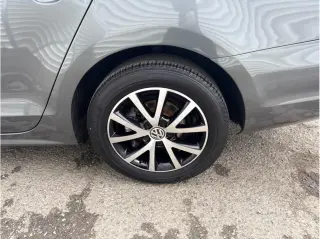 Volkswagen Jetta 2017 1.4T SE 4dr Sedan 6A