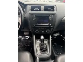 Volkswagen Jetta 2017 1.4T SE 4dr Sedan 6A