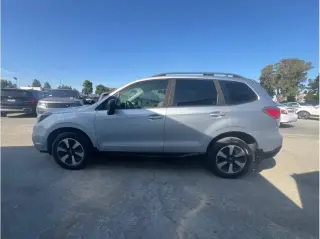 Subaru Forester 2017 AWD 2.5i 4dr Wagon CVT