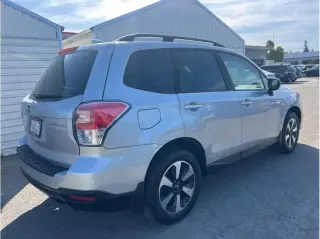 Subaru Forester 2017 AWD 2.5i 4dr Wagon CVT