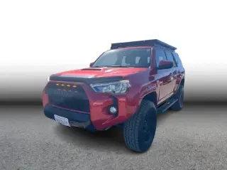 Toyota 4Runner 2017 4x4 SR5 4dr SUV
