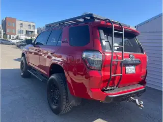 Toyota 4Runner 2017 4x4 SR5 4dr SUV