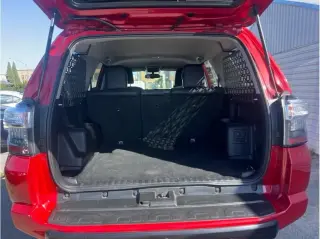 Toyota 4Runner 2017 4x4 SR5 4dr SUV