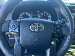 Toyota 4Runner 2017 4x4 SR5 4dr SUV