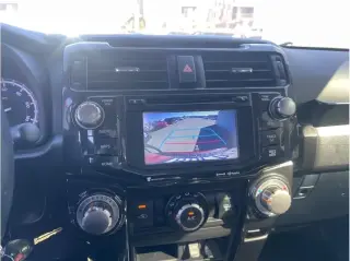 Toyota 4Runner 2017 4x4 SR5 4dr SUV