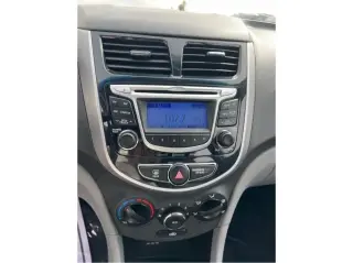 Hyundai ACCENT 2013 SE 4dr Hatchback
