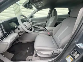 Hyundai ELANTRA 2026 SE 4dr Sedan