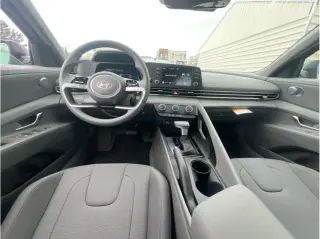 Hyundai ELANTRA 2026 SE 4dr Sedan