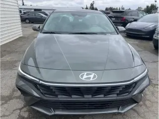 Hyundai ELANTRA 2026 SE 4dr Sedan