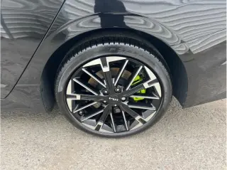Kia K5 2025 GT 4dr Sedan
