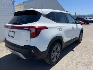 Kia Seltos 2026 AWD LX 4dr SUV