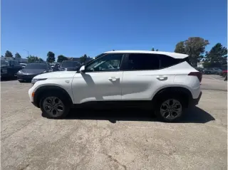 Kia Seltos 2026 AWD LX 4dr SUV