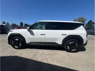 Kia EV9 2024 Light Long Range 4dr SUV
