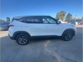 Kia Seltos 2026 AWD LX 4dr SUV