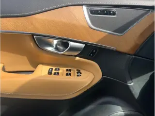 Volvo XC90 2018 AWD T8 eAWD Inscription 4dr SUV