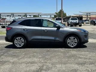 Ford Escape 2022 SEL 4dr SUV