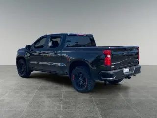 Chevrolet Silverado 1500 2024 4x2 Custom 4dr Crew Cab 5.8 ft. SB