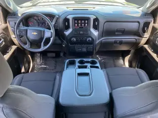 Chevrolet Silverado 1500 2024 4x2 Custom 4dr Crew Cab 5.8 ft. SB
