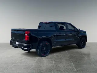 Chevrolet Silverado 1500 2024 4x2 Custom 4dr Crew Cab 5.8 ft. SB