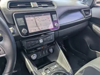 Nissan LEAF 2025 SV PLUS 4dr Hatchback