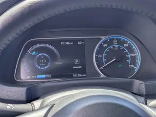 Nissan LEAF 2025 SV PLUS 4dr Hatchback